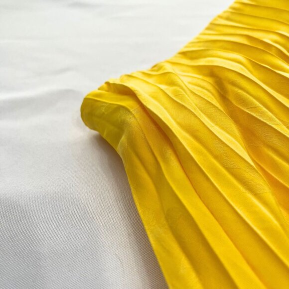 BANANA REPUBLIC YELLOW RADIANT PLEATED SKIRT - S - Picture 6 of 11